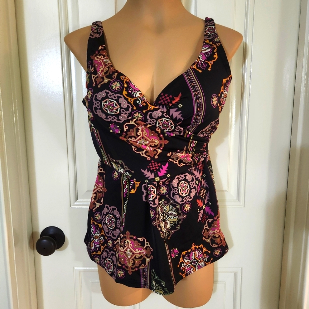 Miraclesuit Tankini top.  Size 10.